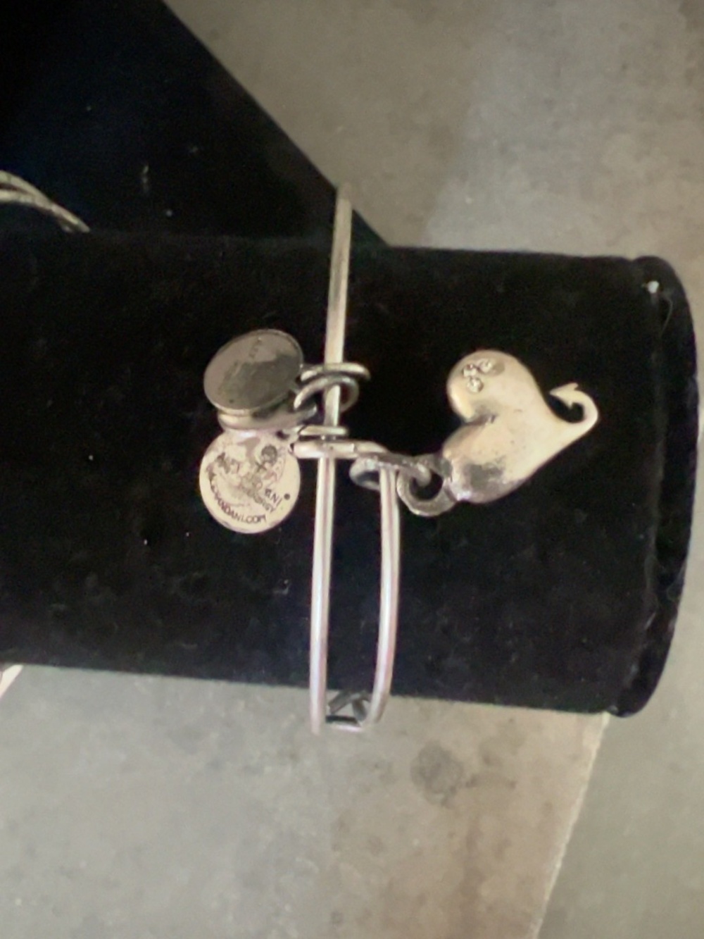 Alex and Ani Silver Heart Charm Expandable Bangle Bracelet NWOT